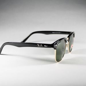 Ray-Ban Clubmaster All Black With Golden Frame